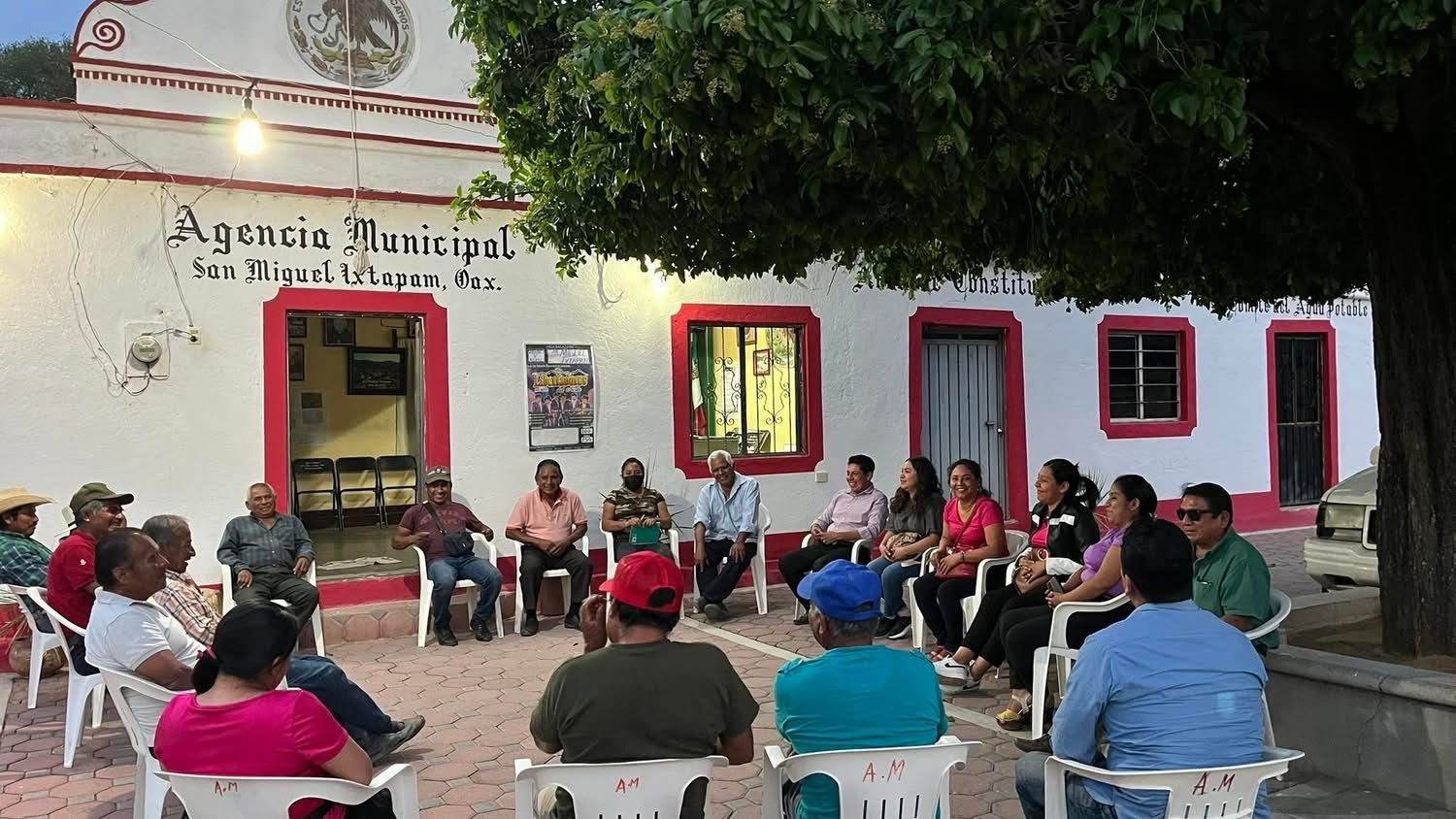 Aviso he invitación para la Limpia de carril