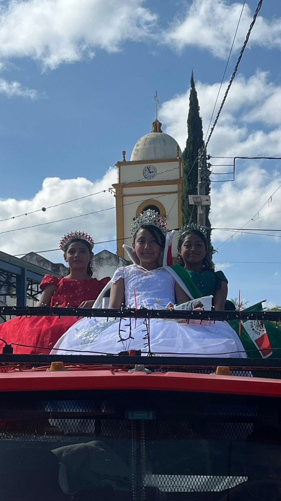 Desfile conmemorando 215 aniversario de la independencia nacional de México 🇲🇽.